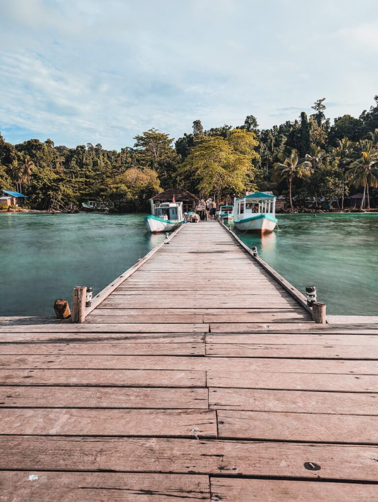 scuba republic base camp jetty in waisai