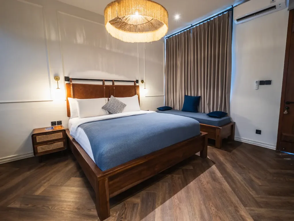 Double bed room in Boutique hotel for divers in Kuta Lombok